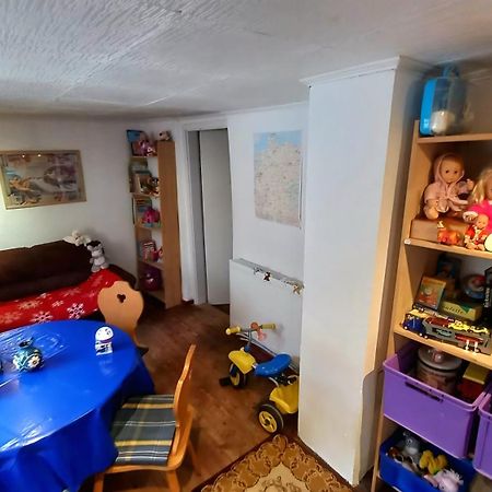 Familienfreundliches Ferienhaus Mit 3 Schlafzimmern Oldisleben Екстериор снимка