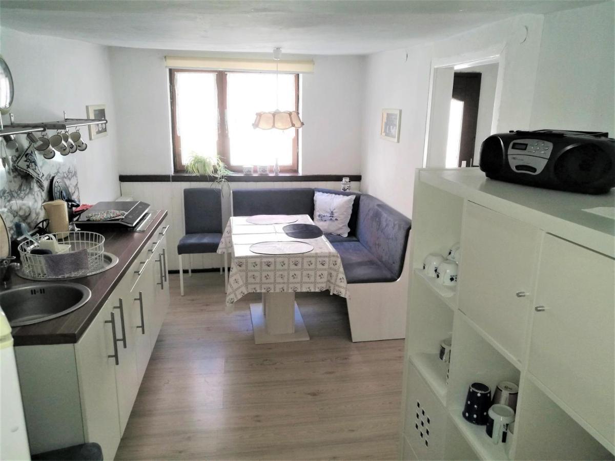 Familienfreundliches Ferienhaus Mit 3 Schlafzimmern Oldisleben Екстериор снимка