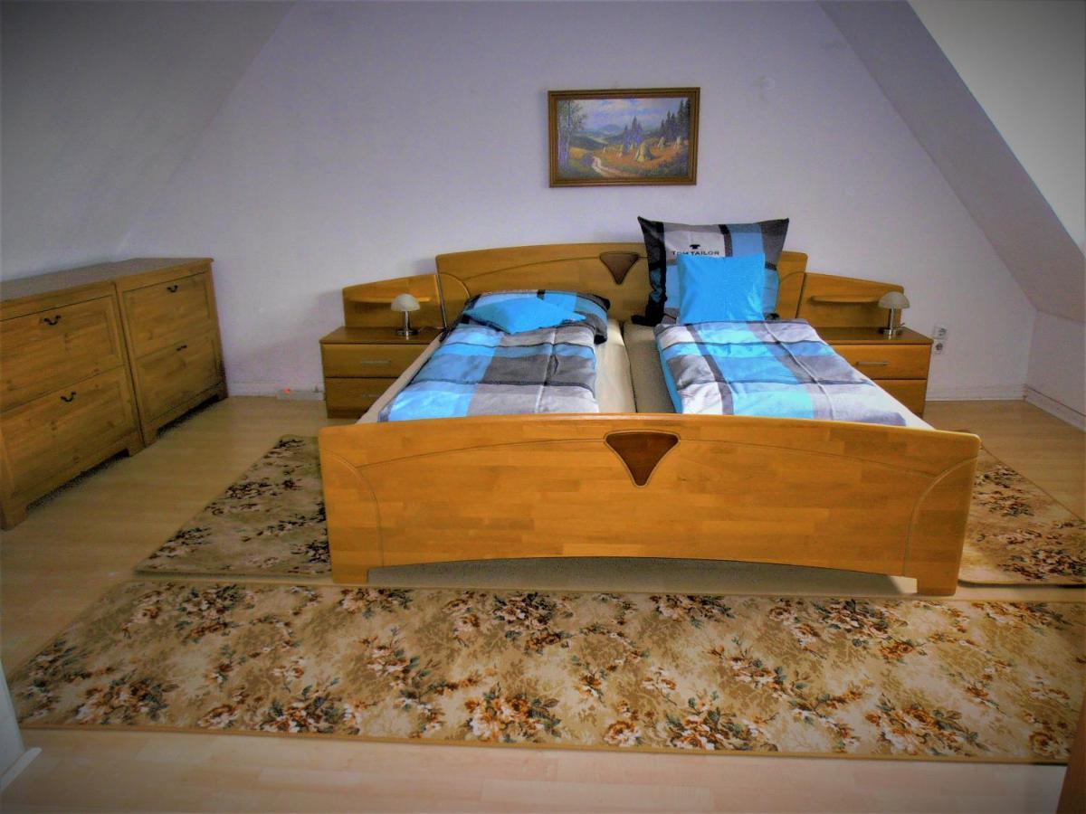 Familienfreundliches Ferienhaus Mit 3 Schlafzimmern Oldisleben Екстериор снимка